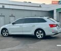 Белый Шкода Суперб, объемом двигателя 1.97 л и пробегом 266 тыс. км за 14900 $, фото 1 на Automoto.ua