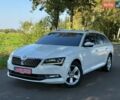 Белый Шкода Суперб, объемом двигателя 1.6 л и пробегом 235 тыс. км за 15500 $, фото 1 на Automoto.ua