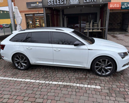 Белый Шкода Суперб, объемом двигателя 1.97 л и пробегом 291 тыс. км за 18900 $, фото 5 на Automoto.ua