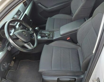 Белый Шкода Суперб, объемом двигателя 2 л и пробегом 219 тыс. км за 18000 $, фото 1 на Automoto.ua