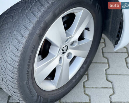 Шкода Суперб 2017 в Нововолынск на Automoto.ua Белый Шкода Суперб, объемом двигателя 1.6 л и пробегом 242 тыс. км за 13500 $, фото 16 на Automoto.ua