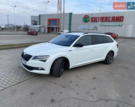 Белый Шкода Суперб, объемом двигателя 1.97 л и пробегом 250 тыс. км за 21900 $, фото 5 на Automoto.ua