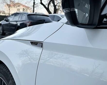 Белый Шкода Суперб, объемом двигателя 1.97 л и пробегом 238 тыс. км за 18900 $, фото 6 на Automoto.ua