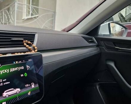 Белый Шкода Суперб, объемом двигателя 1.6 л и пробегом 220 тыс. км за 18200 $, фото 183 на Automoto.ua