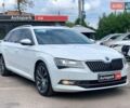 Білий Шкода Суперб, об'ємом двигуна 2 л та пробігом 267 тис. км за 19990 $, фото 1 на Automoto.ua
