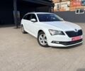 Белый Шкода Суперб, объемом двигателя 1.6 л и пробегом 242 тыс. км за 12900 $, фото 1 на Automoto.ua