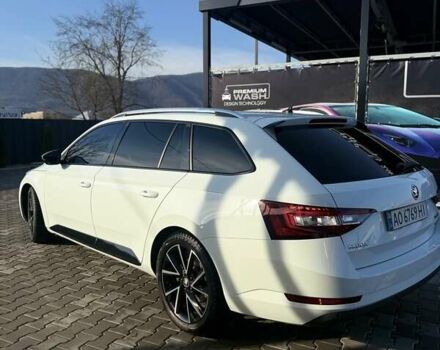 Белый Шкода Суперб, объемом двигателя 1.97 л и пробегом 224 тыс. км за 20000 $, фото 4 на Automoto.ua