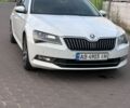 Білий Шкода Суперб, об'ємом двигуна 1.97 л та пробігом 287 тис. км за 17700 $, фото 12 на Automoto.ua