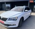 Белый Шкода Суперб, объемом двигателя 1.6 л и пробегом 242 тыс. км за 12900 $, фото 1 на Automoto.ua
