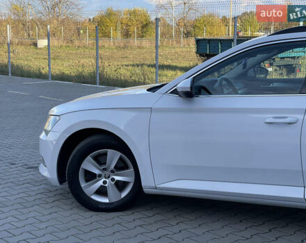 Білий Шкода Суперб, об'ємом двигуна 1.6 л та пробігом 240 тис. км за 13250 $, фото 10 на Automoto.ua