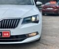 Білий Шкода Суперб, об'ємом двигуна 2 л та пробігом 267 тис. км за 19990 $, фото 10 на Automoto.ua