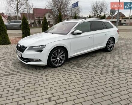 Белый Шкода Суперб, объемом двигателя 1.97 л и пробегом 268 тыс. км за 19999 $, фото 2 на Automoto.ua