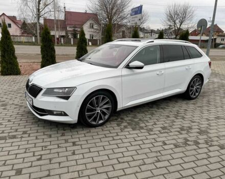 Белый Шкода Суперб, объемом двигателя 2 л и пробегом 268 тыс. км за 19999 $, фото 3 на Automoto.ua