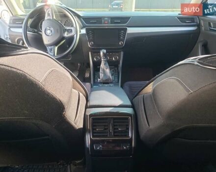 Белый Шкода Суперб, объемом двигателя 2 л и пробегом 272 тыс. км за 18700 $, фото 9 на Automoto.ua