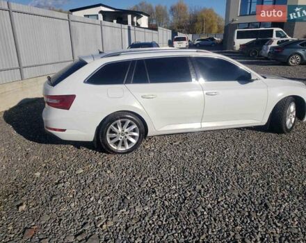 Белый Шкода Суперб, объемом двигателя 2 л и пробегом 272 тыс. км за 18700 $, фото 4 на Automoto.ua