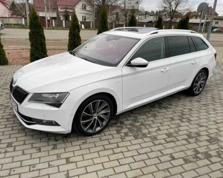 Белый Шкода Суперб, объемом двигателя 2 л и пробегом 268 тыс. км за 19999 $, фото 1 на Automoto.ua