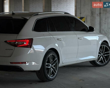 Белый Шкода Суперб, объемом двигателя 1.97 л и пробегом 225 тыс. км за 17500 $, фото 22 на Automoto.ua