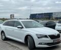 Белый Шкода Суперб, объемом двигателя 1.6 л и пробегом 117 тыс. км за 17590 $, фото 2 на Automoto.ua
