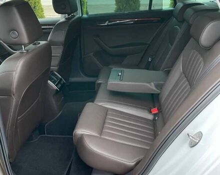 Белый Шкода Суперб, объемом двигателя 1.97 л и пробегом 268 тыс. км за 19999 $, фото 40 на Automoto.ua