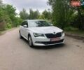 Білий Шкода Суперб, об'ємом двигуна 2 л та пробігом 311 тис. км за 17000 $, фото 1 на Automoto.ua