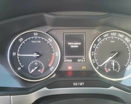 Белый Шкода Суперб, объемом двигателя 2 л и пробегом 272 тыс. км за 18700 $, фото 7 на Automoto.ua