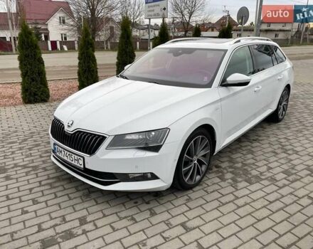 Белый Шкода Суперб, объемом двигателя 1.97 л и пробегом 268 тыс. км за 19999 $, фото 1 на Automoto.ua