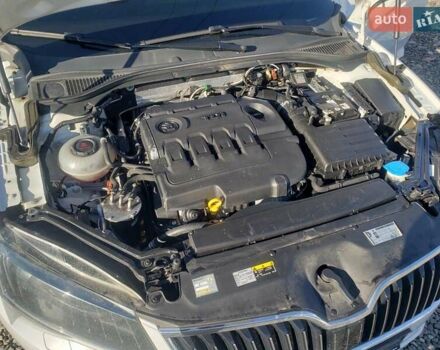 Белый Шкода Суперб, объемом двигателя 2 л и пробегом 272 тыс. км за 18700 $, фото 15 на Automoto.ua