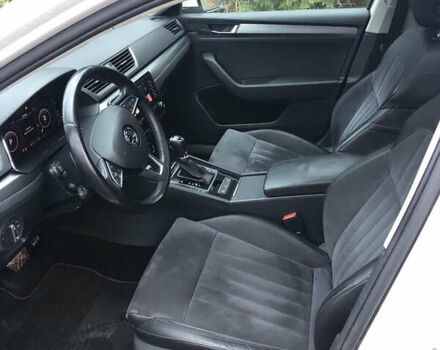 Белый Шкода Суперб, объемом двигателя 2 л и пробегом 311 тыс. км за 17999 $, фото 13 на Automoto.ua