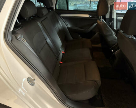 Белый Шкода Суперб, объемом двигателя 1.97 л и пробегом 225 тыс. км за 17500 $, фото 29 на Automoto.ua