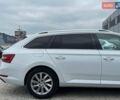 Белый Шкода Суперб, объемом двигателя 1.6 л и пробегом 117 тыс. км за 17590 $, фото 5 на Automoto.ua