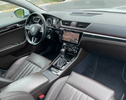 Белый Шкода Суперб, объемом двигателя 2 л и пробегом 268 тыс. км за 19999 $, фото 12 на Automoto.ua