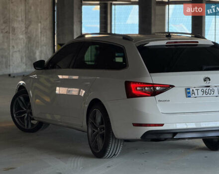 Белый Шкода Суперб, объемом двигателя 1.97 л и пробегом 225 тыс. км за 17500 $, фото 24 на Automoto.ua