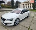 Белый Шкода Суперб, объемом двигателя 2 л и пробегом 203 тыс. км за 19000 $, фото 1 на Automoto.ua