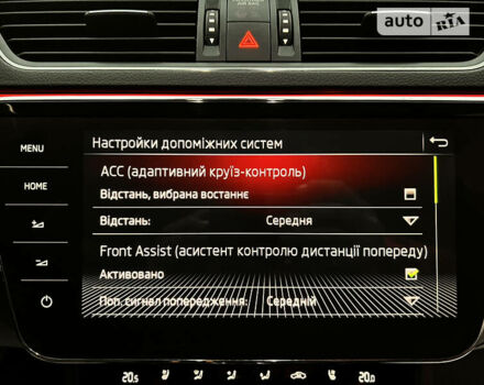 Білий Шкода Суперб, об'ємом двигуна 2 л та пробігом 199 тис. км за 22000 $, фото 218 на Automoto.ua