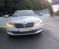 Білий Шкода Суперб, об'ємом двигуна 2 л та пробігом 278 тис. км за 16700 $, фото 72 на Automoto.ua