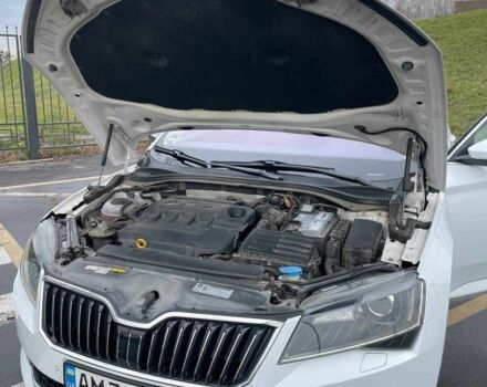 Белый Шкода Суперб, объемом двигателя 2 л и пробегом 268 тыс. км за 19999 $, фото 23 на Automoto.ua