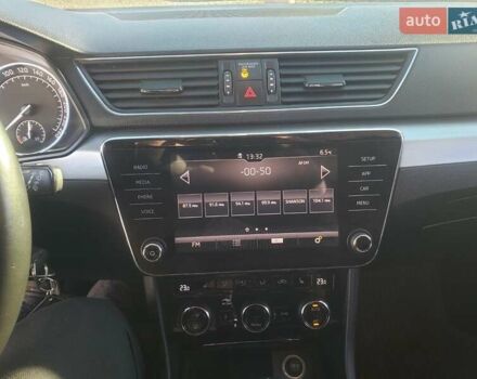 Белый Шкода Суперб, объемом двигателя 2 л и пробегом 272 тыс. км за 18700 $, фото 11 на Automoto.ua