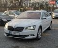 Белый Шкода Суперб, объемом двигателя 1.97 л и пробегом 287 тыс. км за 21550 $, фото 3 на Automoto.ua