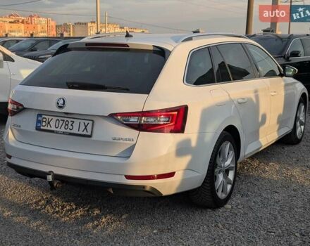 Белый Шкода Суперб, объемом двигателя 1.97 л и пробегом 287 тыс. км за 21550 $, фото 17 на Automoto.ua