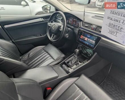 Білий Шкода Суперб, об'ємом двигуна 1.97 л та пробігом 287 тис. км за 22550 $, фото 53 на Automoto.ua