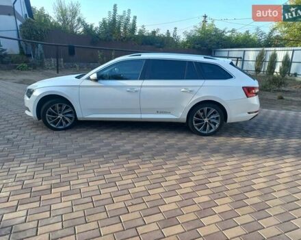 Шкода Суперб 2019 в Днепре (Днепропетровске) на Automoto.ua Белый Шкода Суперб, объемом двигателя 1.97 л и пробегом 410 тыс. км за 15000 $, фото 42 на Automoto.ua