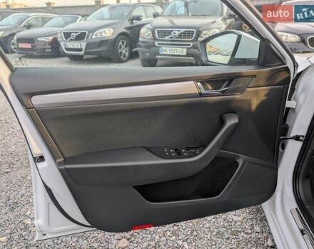 Белый Шкода Суперб, объемом двигателя 1.97 л и пробегом 287 тыс. км за 21550 $, фото 33 на Automoto.ua