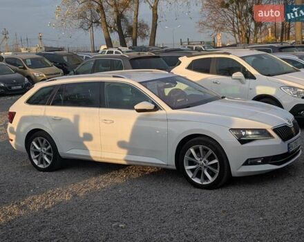 Белый Шкода Суперб, объемом двигателя 1.97 л и пробегом 287 тыс. км за 21550 $, фото 12 на Automoto.ua