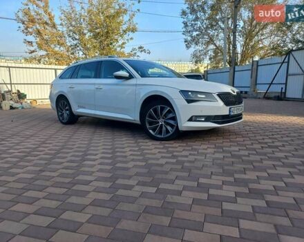 Шкода Суперб 2019 в Днепре (Днепропетровске) на Automoto.ua Белый Шкода Суперб, объемом двигателя 1.97 л и пробегом 410 тыс. км за 15000 $, фото 45 на Automoto.ua