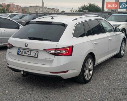 Білий Шкода Суперб, об'ємом двигуна 1.97 л та пробігом 287 тис. км за 22550 $, фото 14 на Automoto.ua