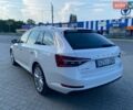 Белый Шкода Суперб, объемом двигателя 1.97 л и пробегом 262 тыс. км за 21750 $, фото 1 на Automoto.ua