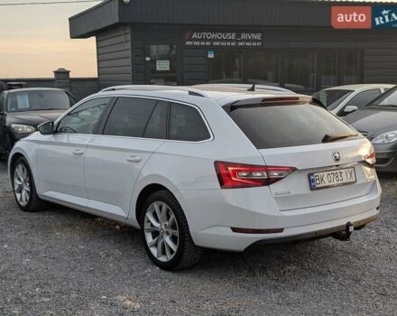 Белый Шкода Суперб, объемом двигателя 1.97 л и пробегом 287 тыс. км за 21550 $, фото 24 на Automoto.ua