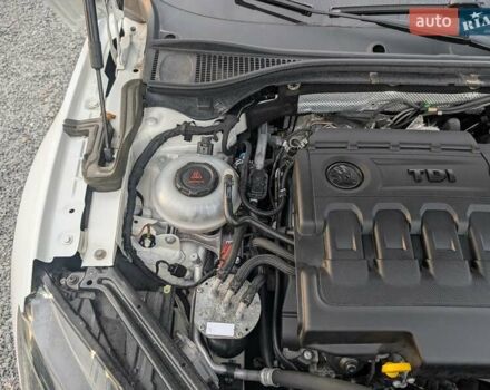 Белый Шкода Суперб, объемом двигателя 1.97 л и пробегом 287 тыс. км за 21550 $, фото 71 на Automoto.ua