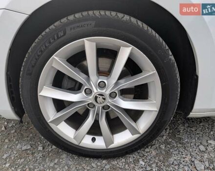 Белый Шкода Суперб, объемом двигателя 1.97 л и пробегом 287 тыс. км за 21550 $, фото 29 на Automoto.ua