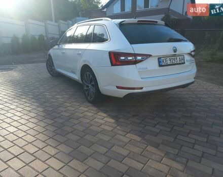 Шкода Суперб 2019 в Днепре (Днепропетровске) на Automoto.ua Белый Шкода Суперб, объемом двигателя 1.97 л и пробегом 410 тыс. км за 15000 $, фото 39 на Automoto.ua